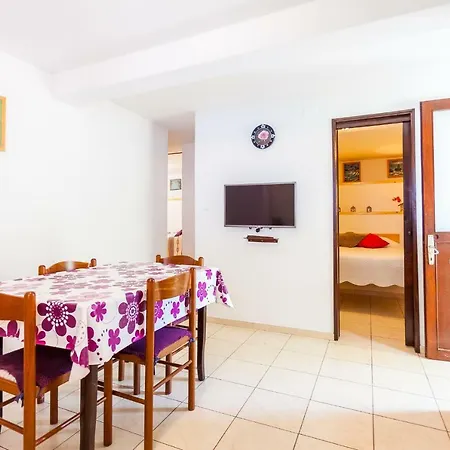 Dajna Apartman Vela Luka