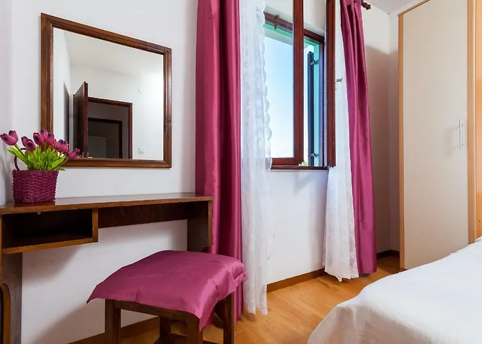 Dajna Appartamento Vela Luka