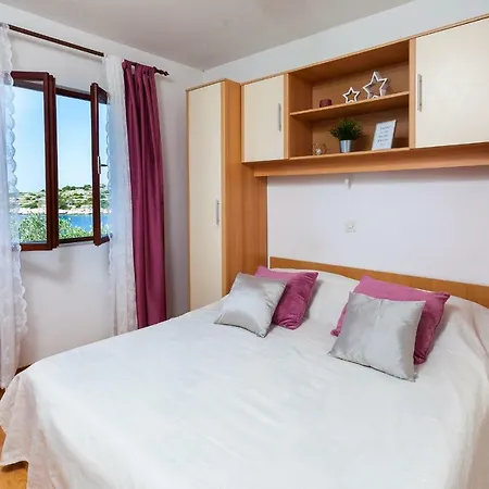 Dajna Apartment Vela Luka